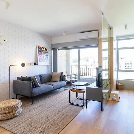 公寓 S1405 - Practical And Modern - Ac, Balcony And Parking *