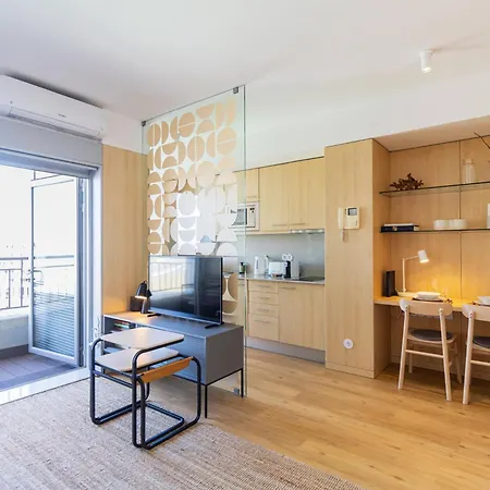 S1405 - Practical And Modern - Ac, Balcony And Parking *