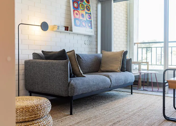 S1405 - Practical And Modern - Ac, Balcony And Parking 公寓