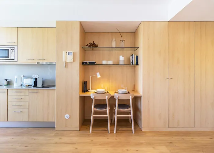 S1405 - Practical And Modern - Ac, Balcony And Parking Apartmán *