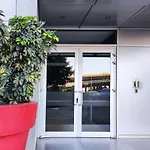 S1405 - Practical And Modern - Ac, Balcony And Parking * Porto