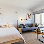 S1405 - Practical And Modern - Ac, Balcony And Parking