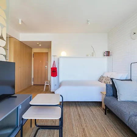 S1405 - Practical And Modern - Ac, Balcony And Parking Apartment