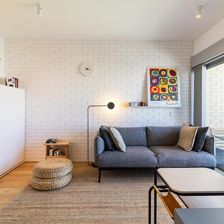 S1405 - Practical And Modern - Ac, Balcony And Parking Apartment