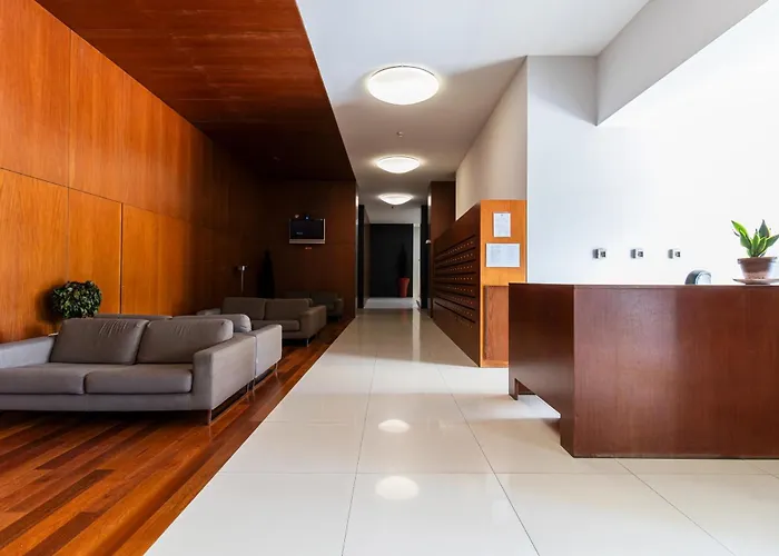 S1405 - Practical And Modern - Ac, Balcony And Parking *