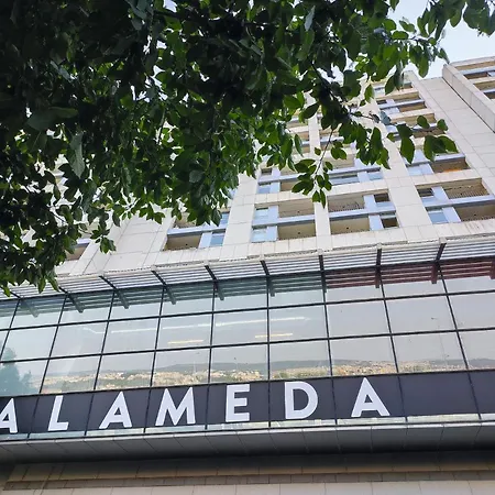 S1405 - Practical And Modern - Ac, Balcony And Parking * Oporto