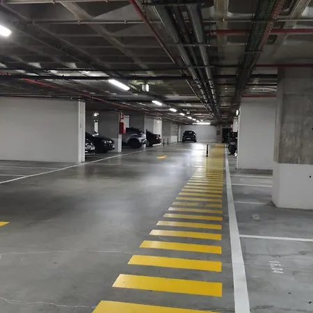 S1405 - Practical And Modern - Ac, Balcony And Parking Appartement Oporto