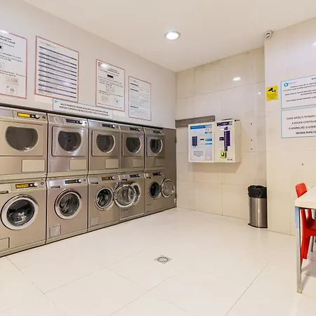 S1405 - Practical And Modern - Ac, Balcony And Parking Appartement Oporto