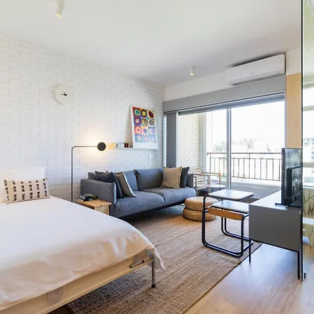 S1405 - Practical And Modern - Ac, Balcony And Parking * Oporto